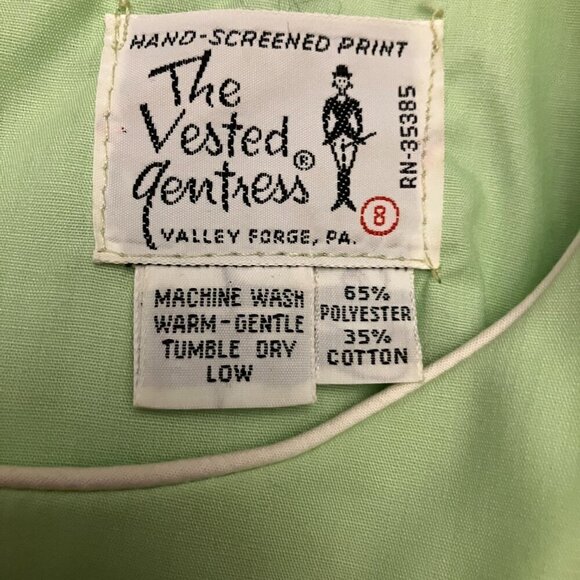 Vested Gentress MInt Dress with White Flowers - Picture 8 of 8